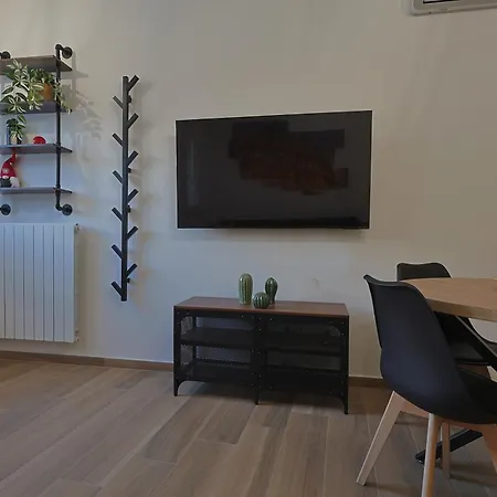 Ai Due Allori